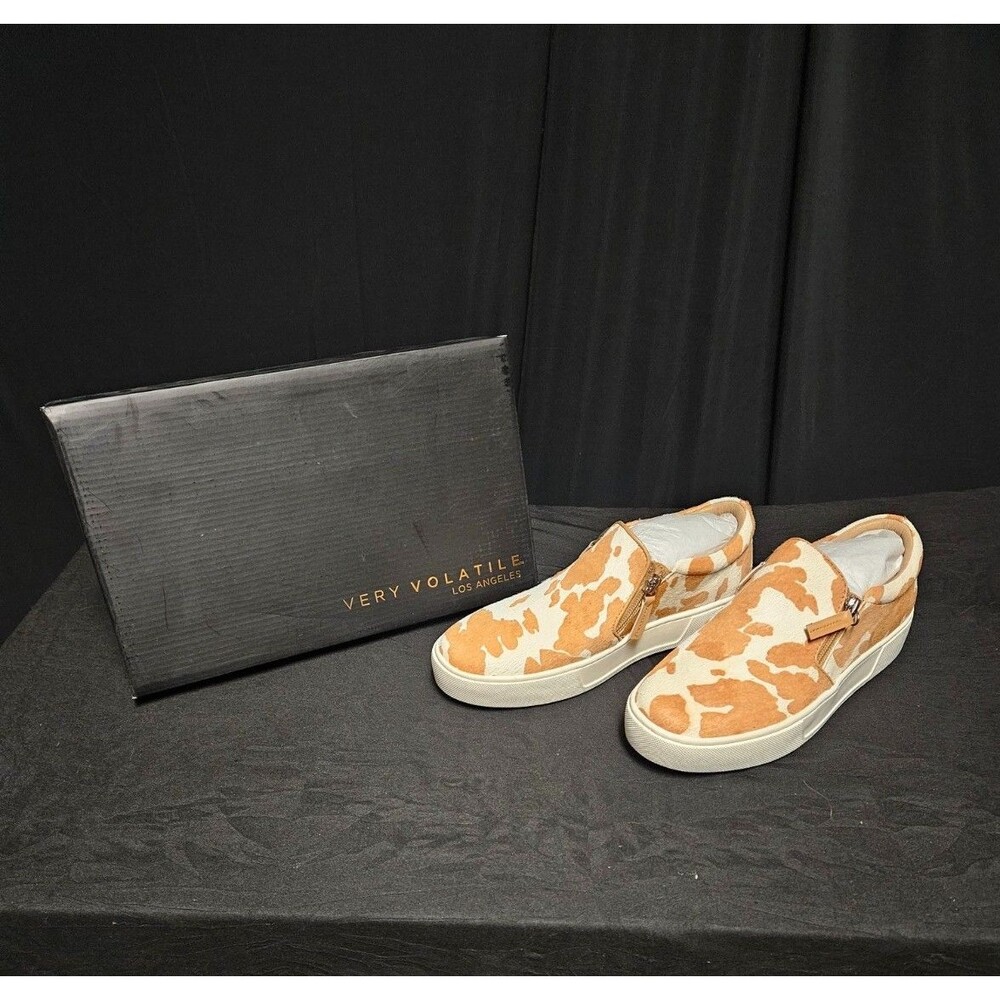 Very Volatile Women's Normande Sneaker Size 7 Tan White Cow Print Real Fur
